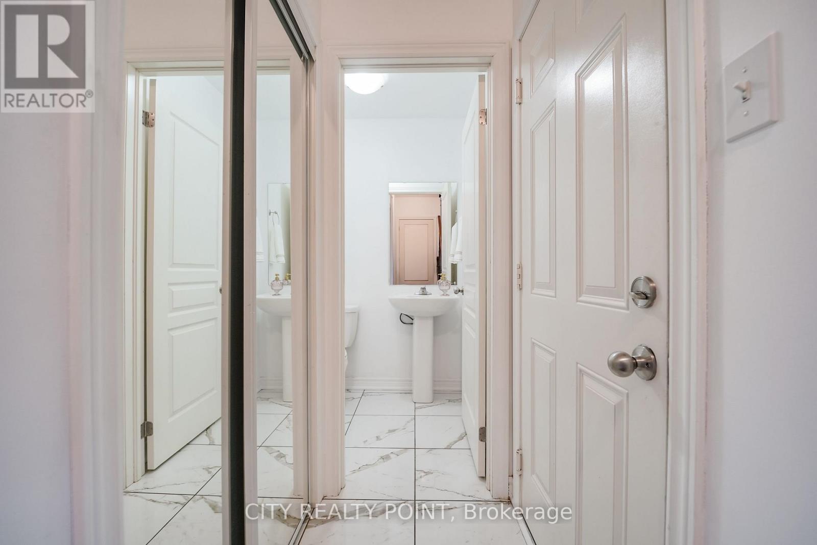 58 Divinity Circle Property Photo 23