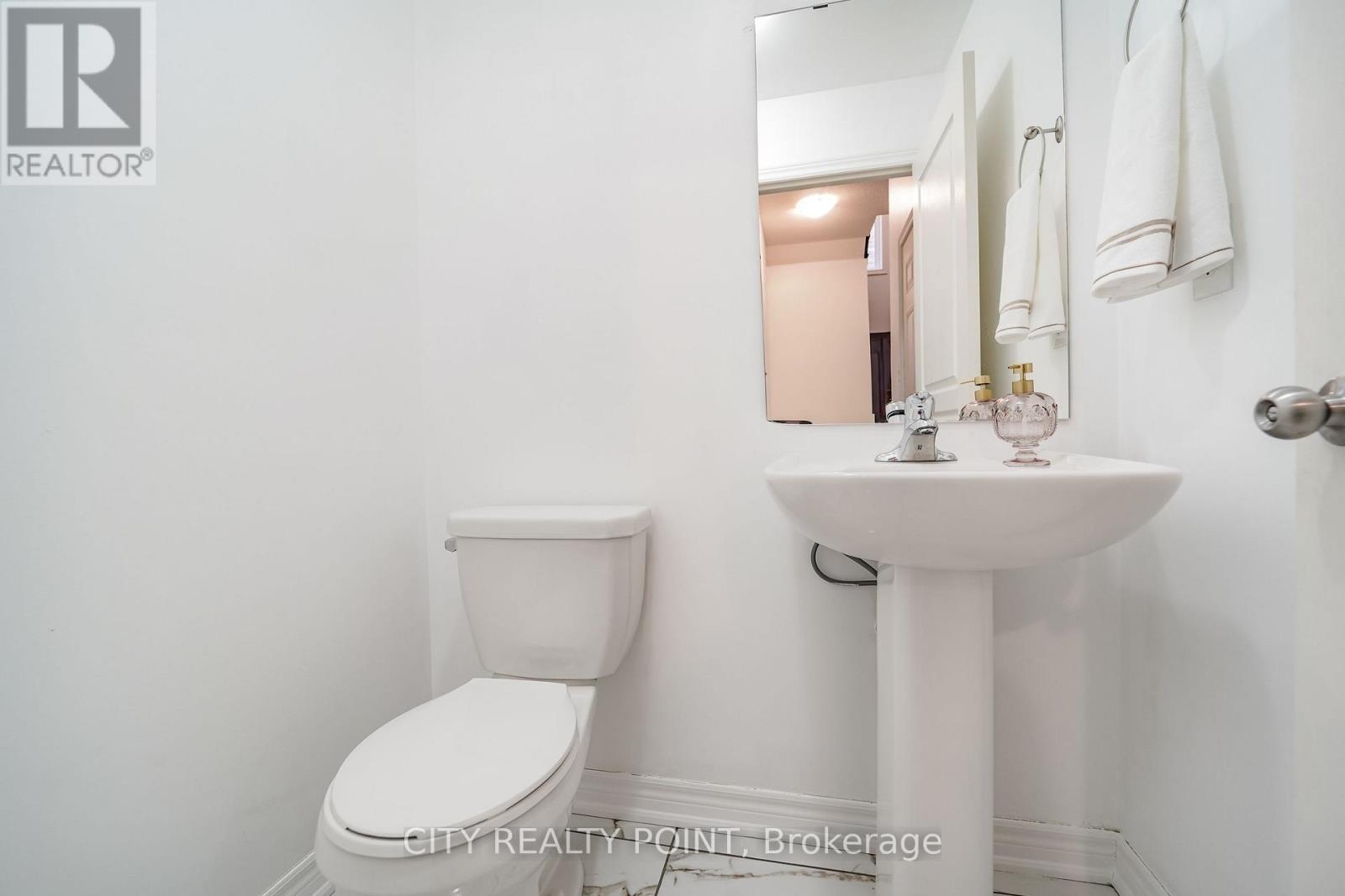 58 Divinity Circle Property Photo 24