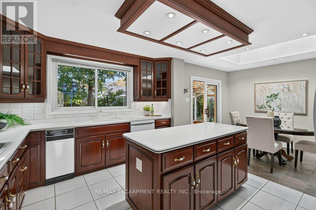 600 Holly Hill Crescent Property Photo 17