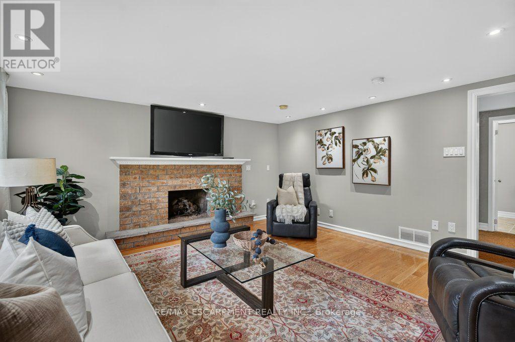 600 Holly Hill Crescent Property Photo 28
