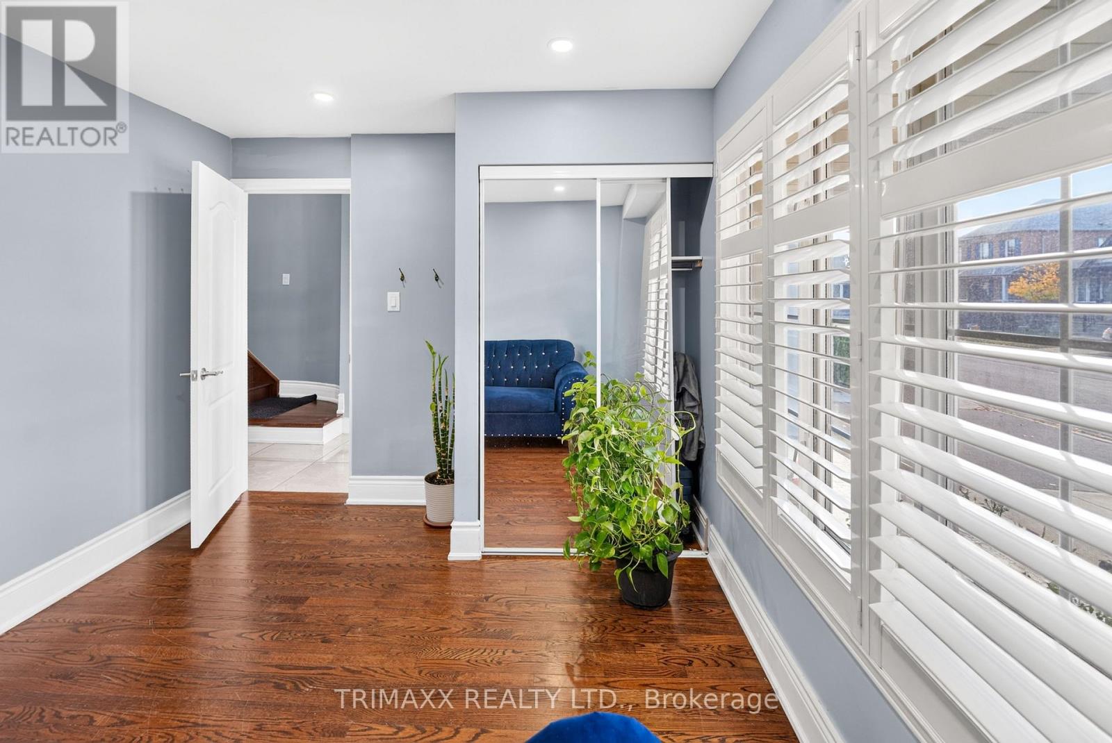 19 Leopard Gate Property Photo 6