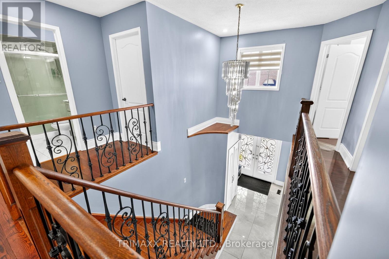 19 Leopard Gate Property Photo 15