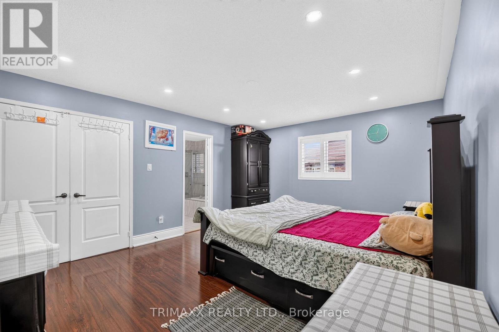 19 Leopard Gate Property Photo 22