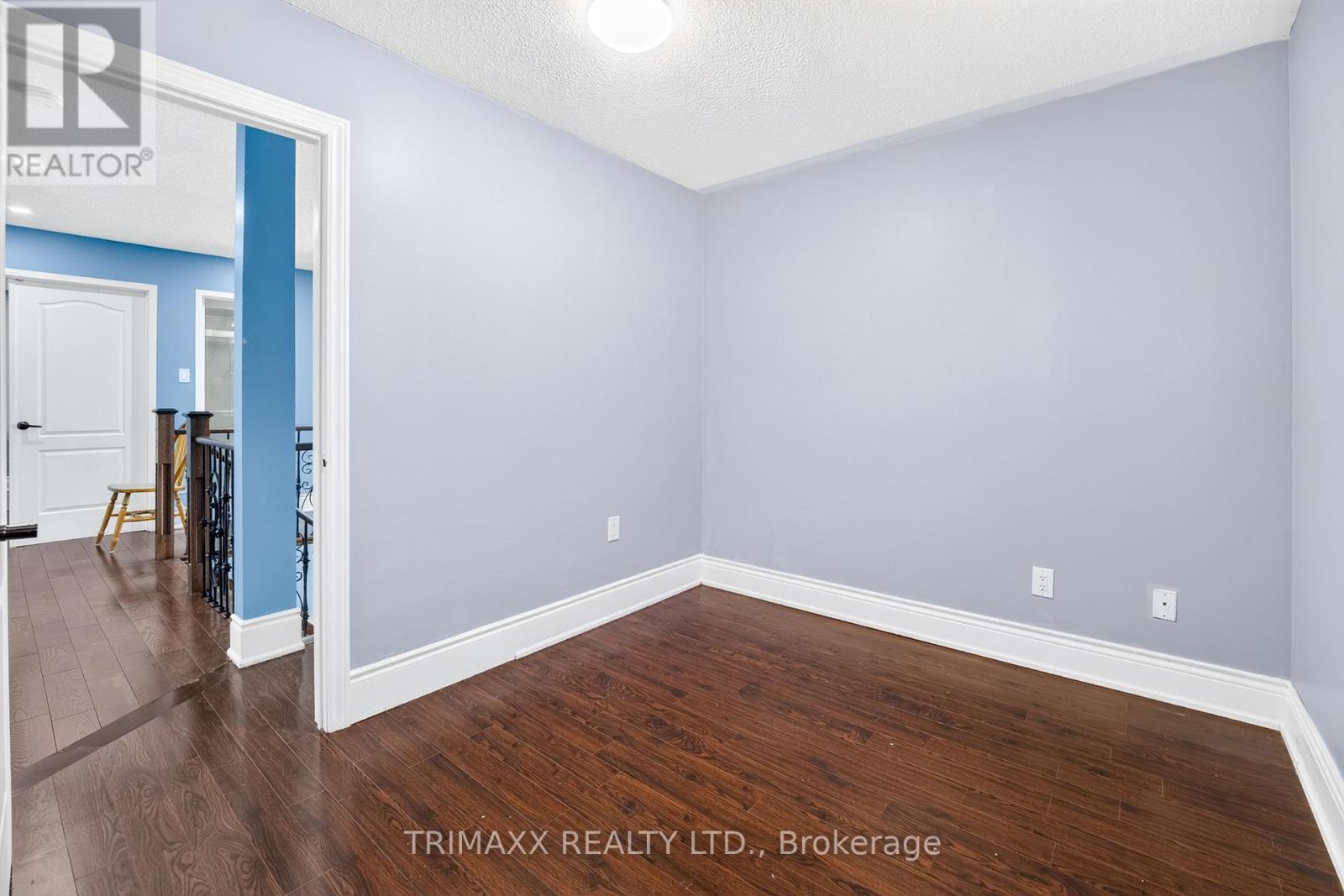19 Leopard Gate Property Photo 31