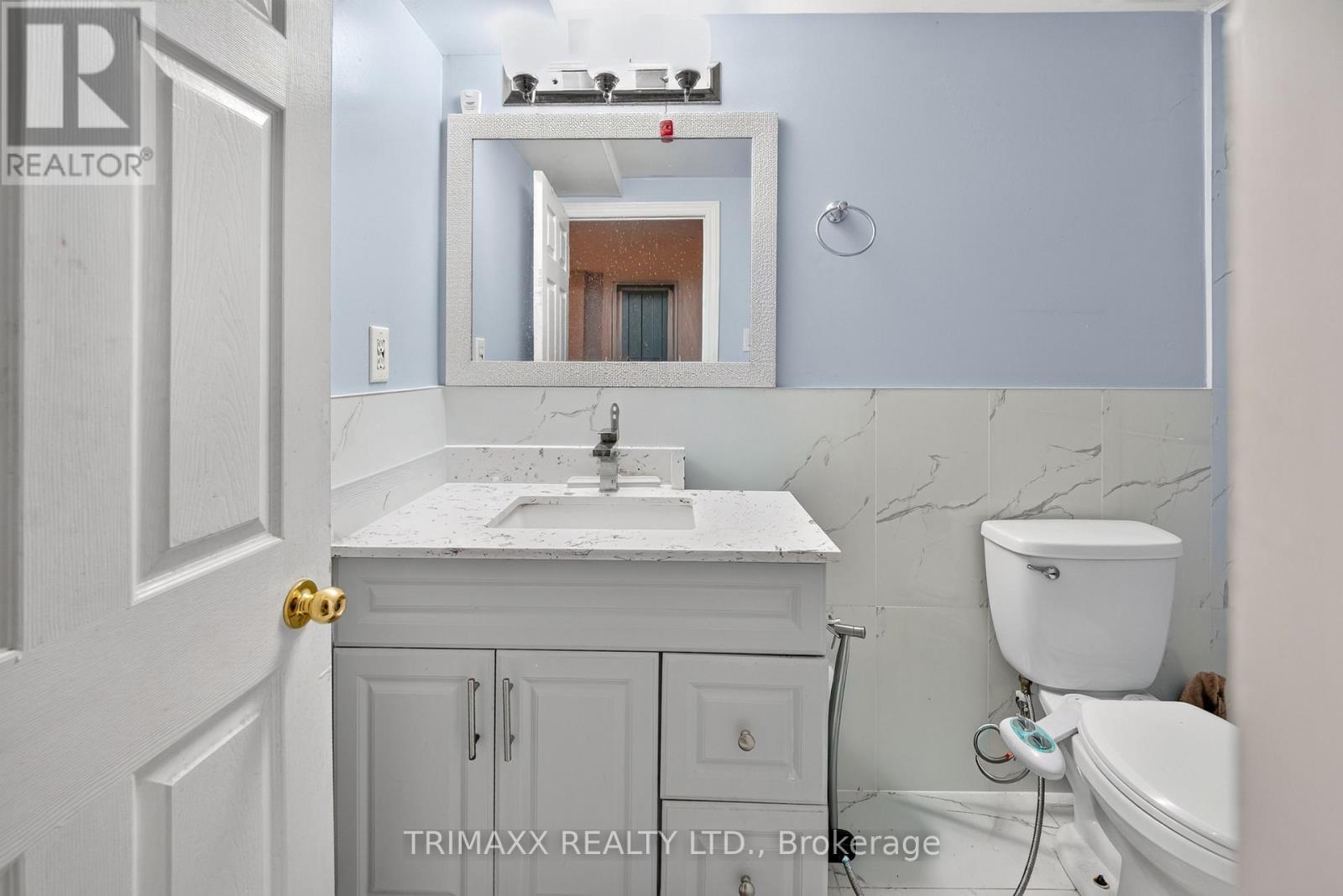 19 Leopard Gate Property Photo 42
