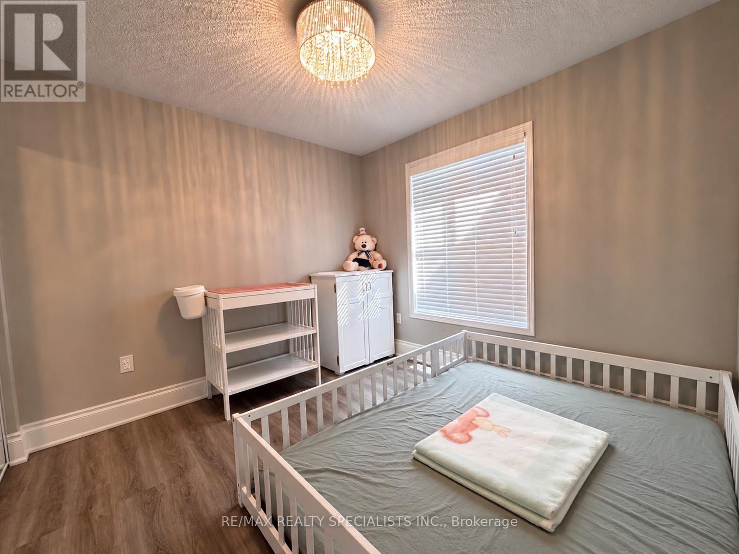 Upper - 1061 Clark Boulevard Property Photo 11