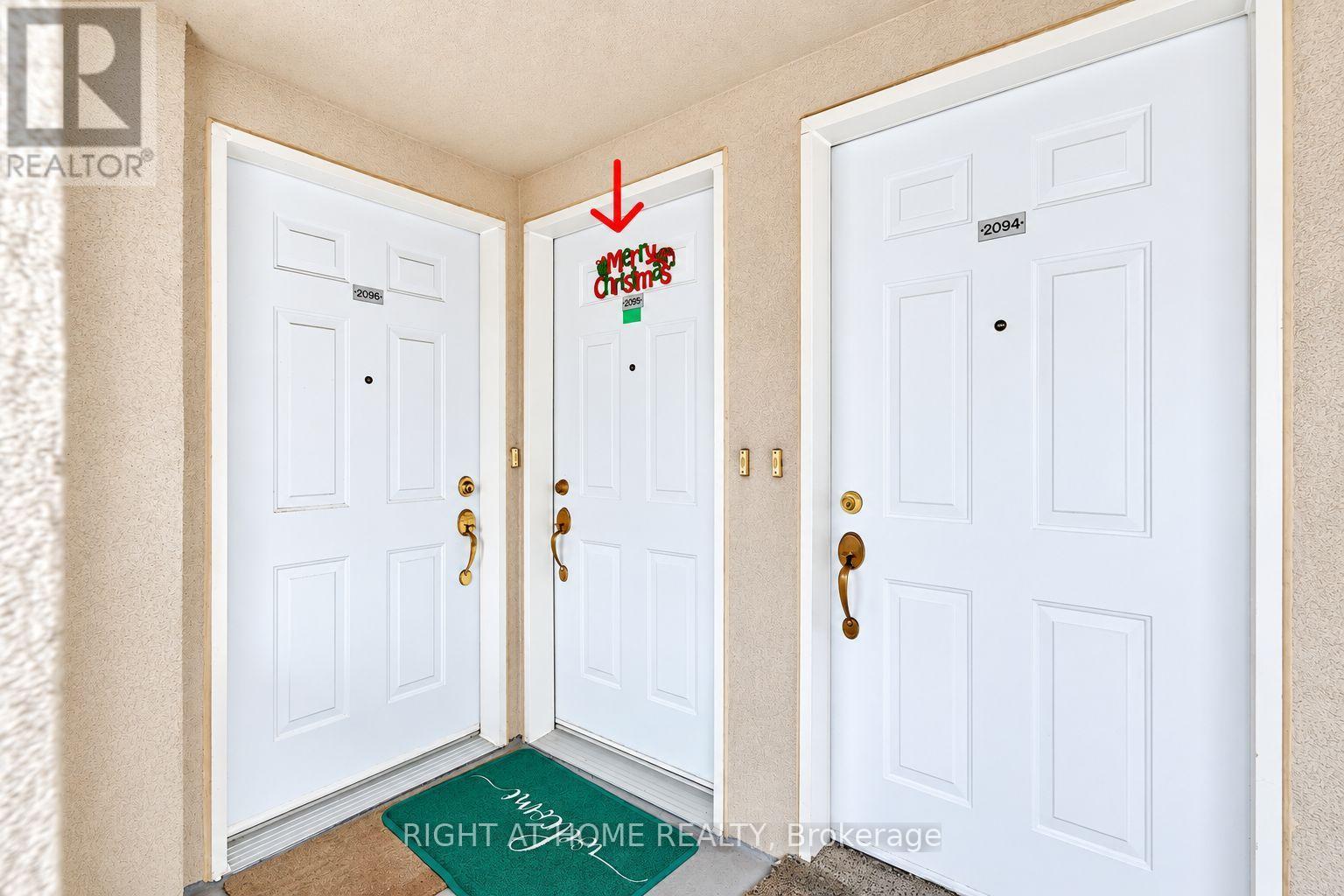 2095 - 55 George Appleton Way Property Photo 3