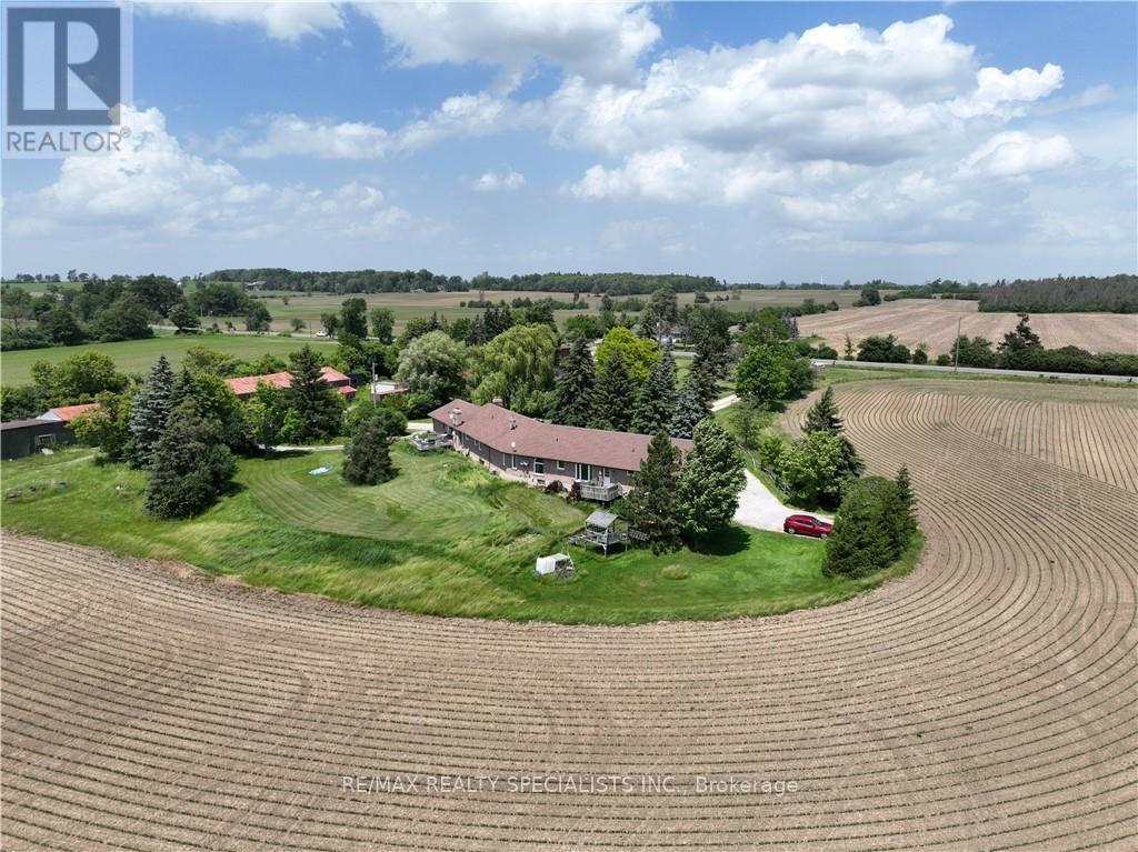 8790 Ninth Line Property Photo 3