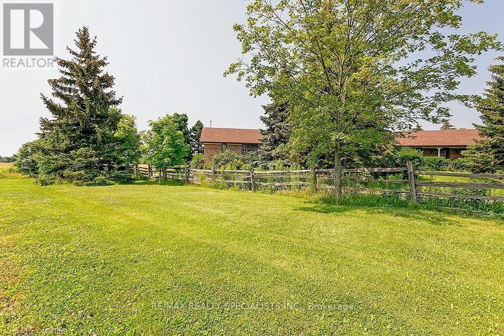8790 Ninth Line Property Photo 7