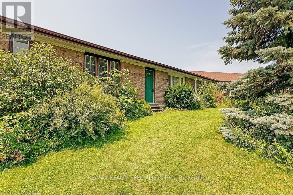 8790 Ninth Line Property Photo 9