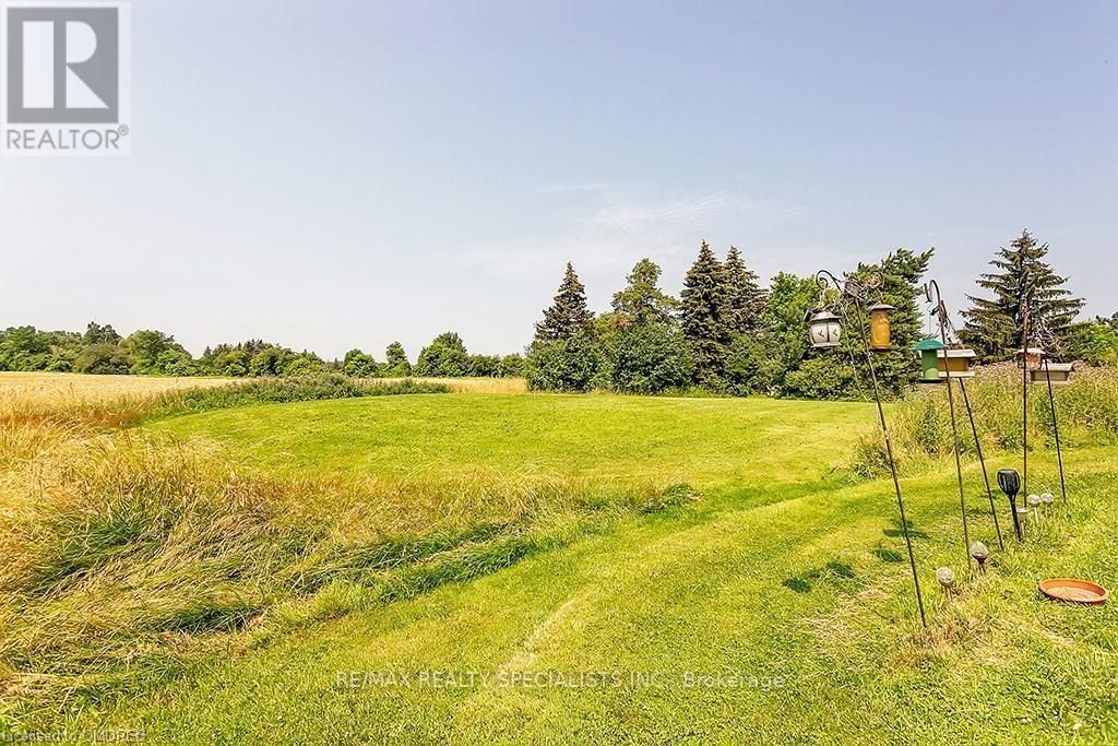 8790 Ninth Line Property Photo 10