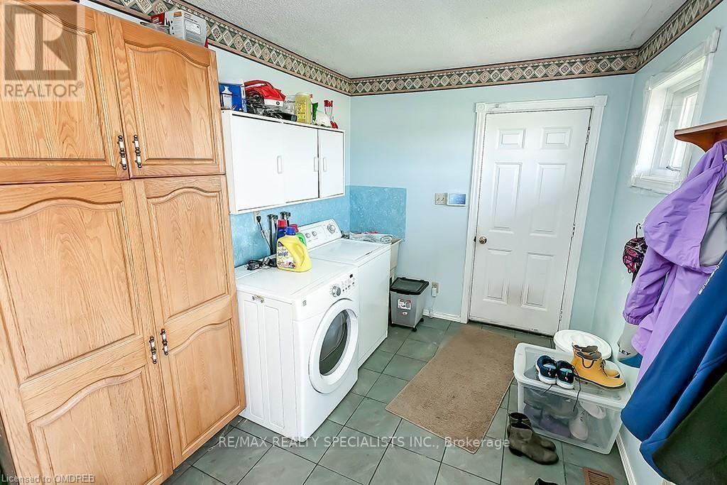 8790 Ninth Line Property Photo 24