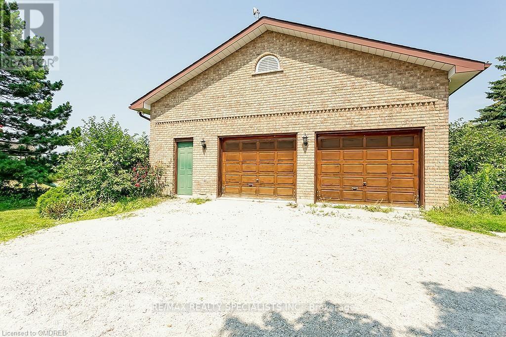 8790 Ninth Line Property Photo 25