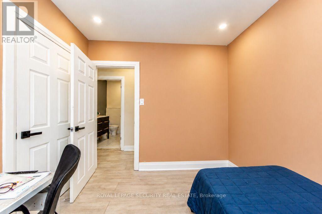 21 Neames Crescent Property Photo 24