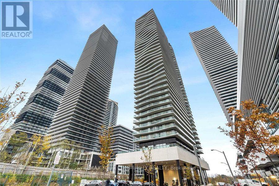 804 - 33 Shore Breeze Drive Property Photo 3