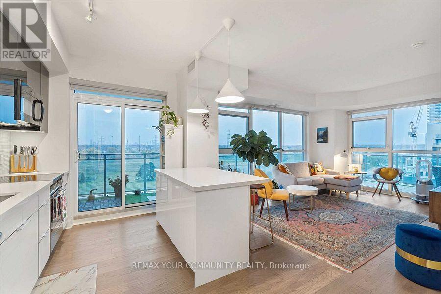 804 - 33 Shore Breeze Drive Property Photo 32
