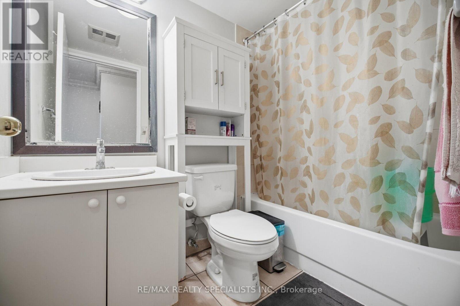 813 - 145 Hillcrest Avenue Property Photo 22