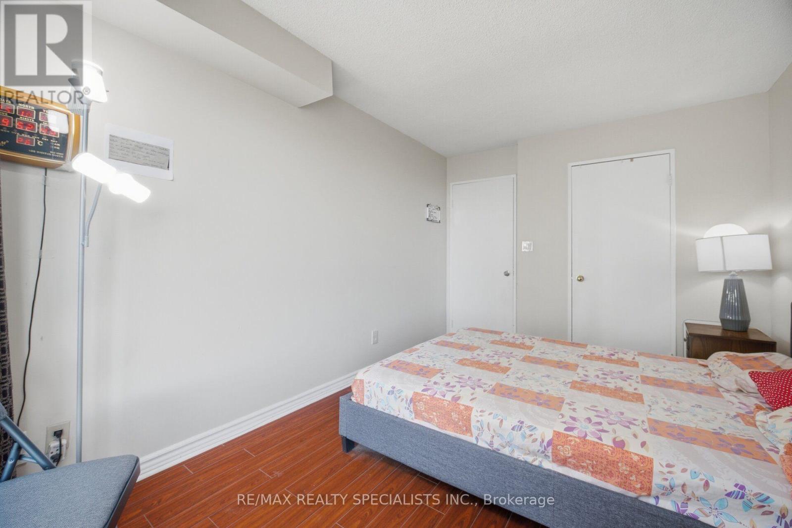 813 - 145 Hillcrest Avenue Property Photo 25