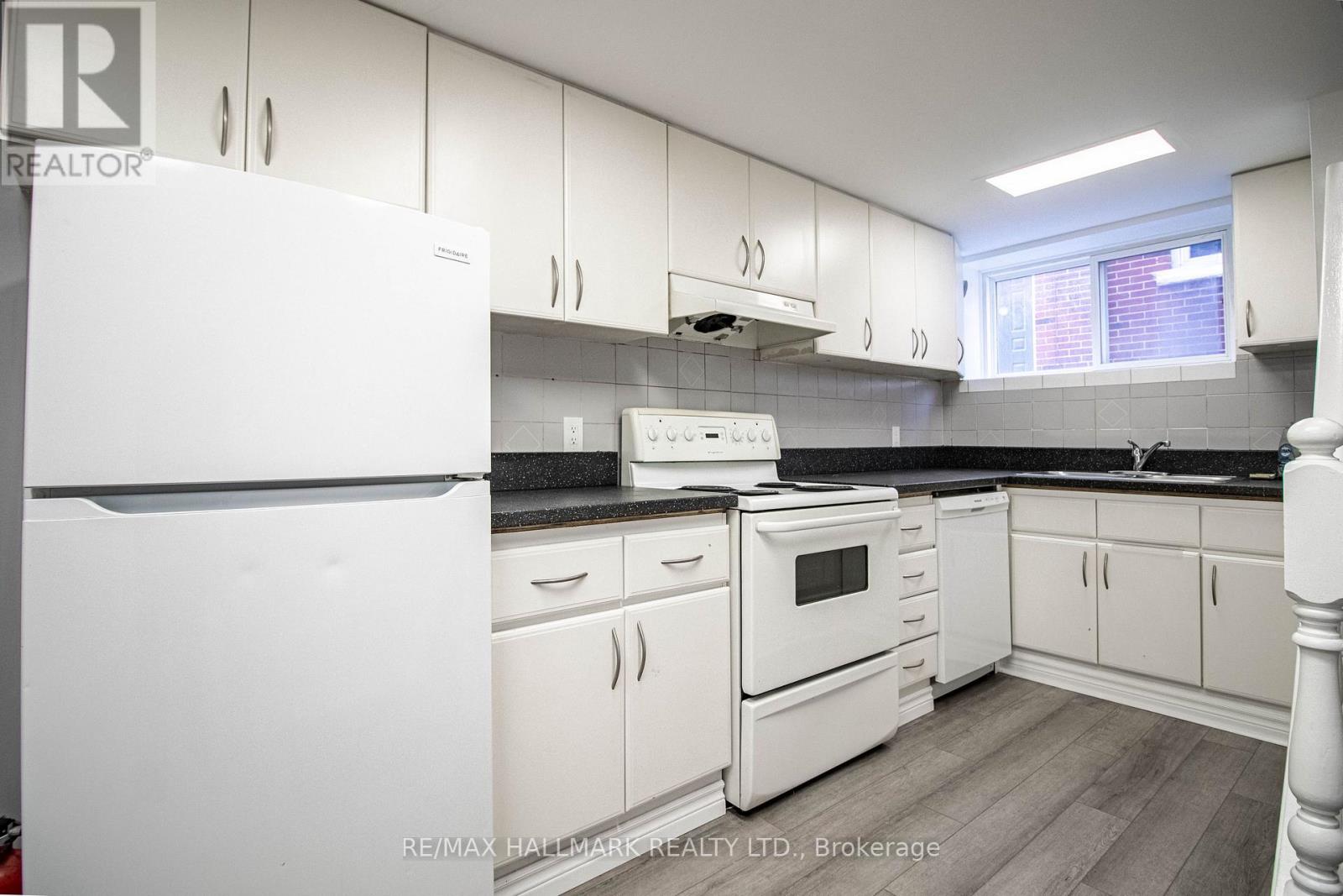 300 - 123 DUNN AVENUE Property Photo 1