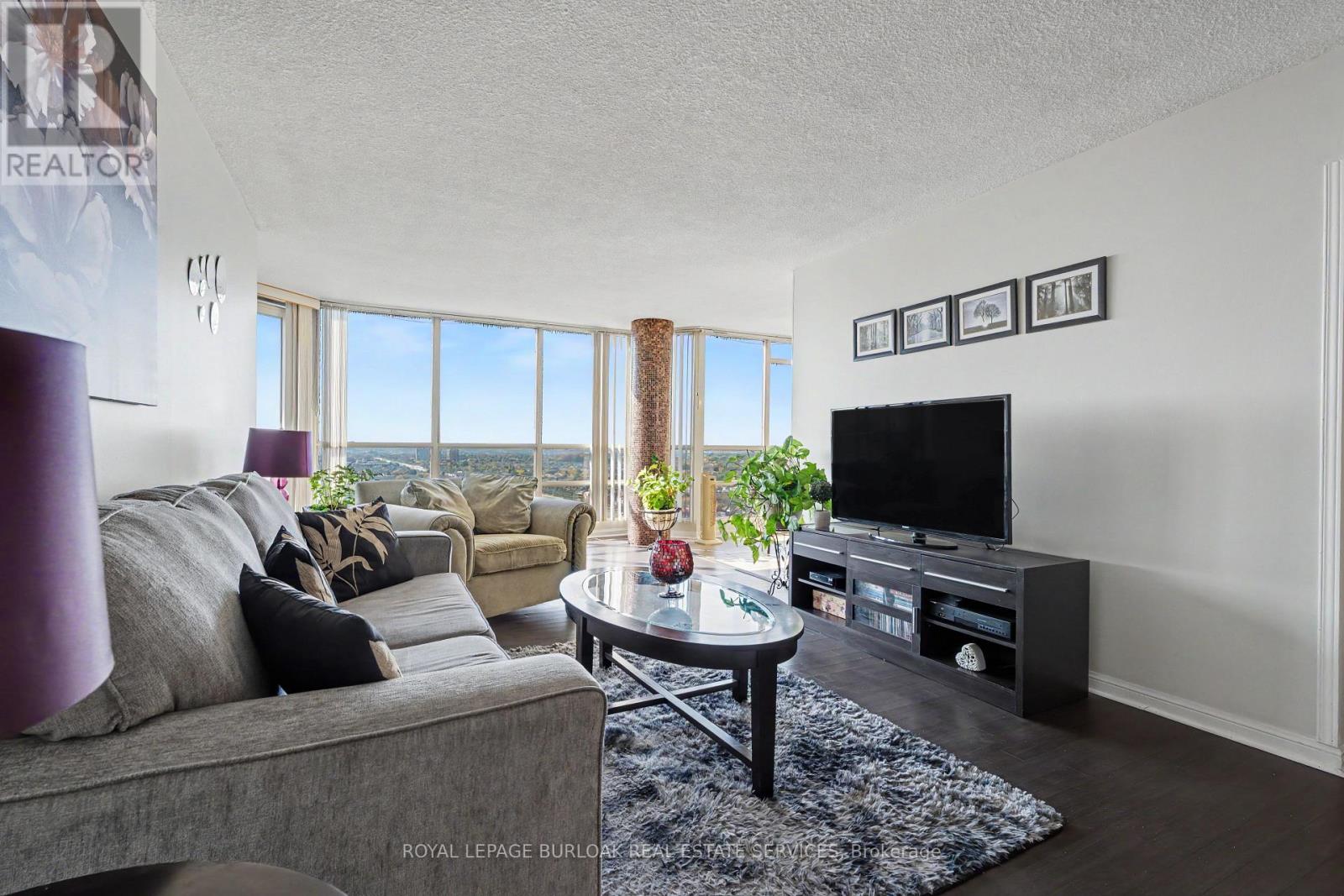 2407 - 45 Kingsbridge Garden Circle Property Photo 4