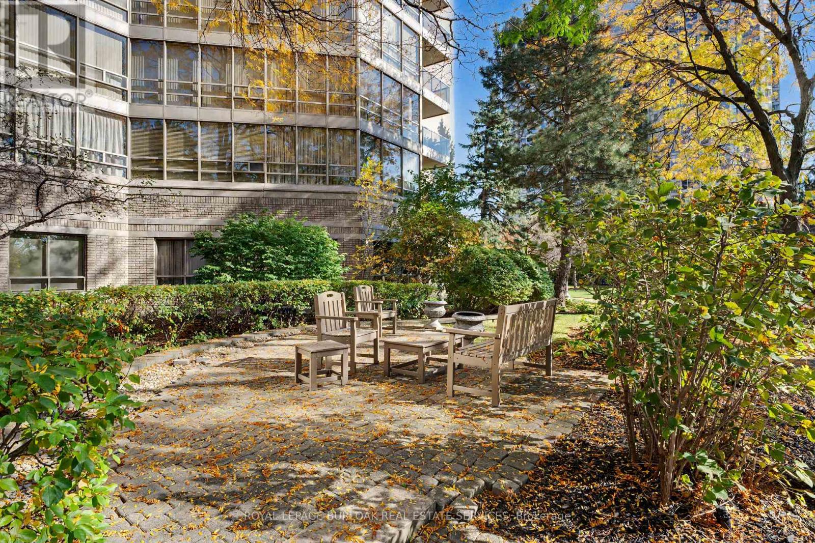 2407 - 45 Kingsbridge Garden Circle Property Photo 25