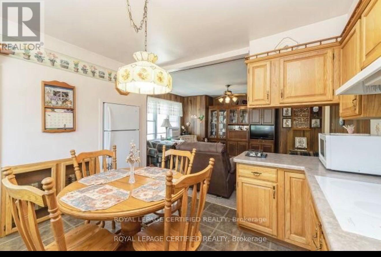 21 Denison Avenue Property Photo 17