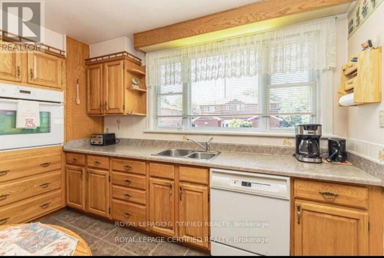 21 Denison Avenue Property Photo 20