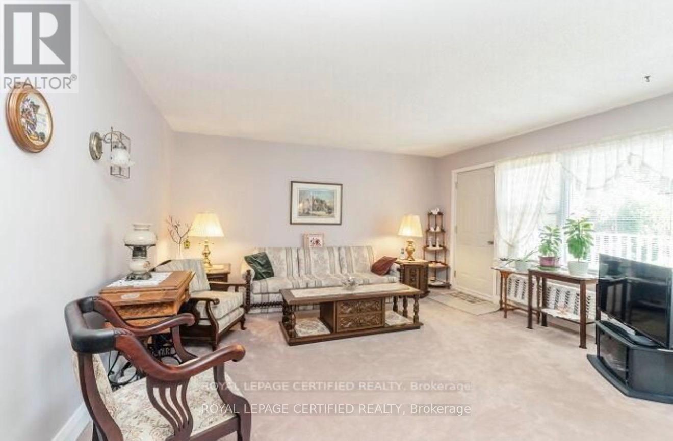 21 Denison Avenue Property Photo 25