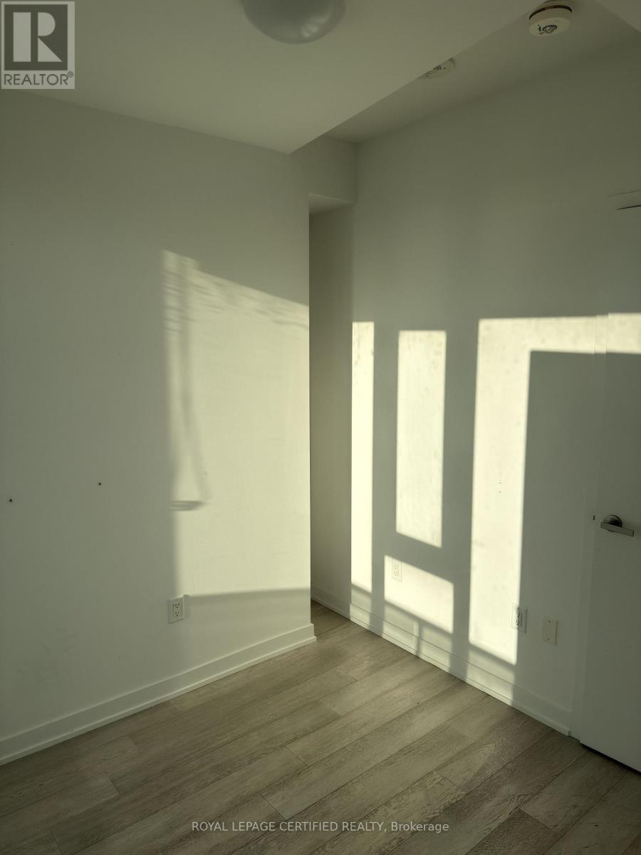 2109 - 3883 Quartz Road Property Photo 11