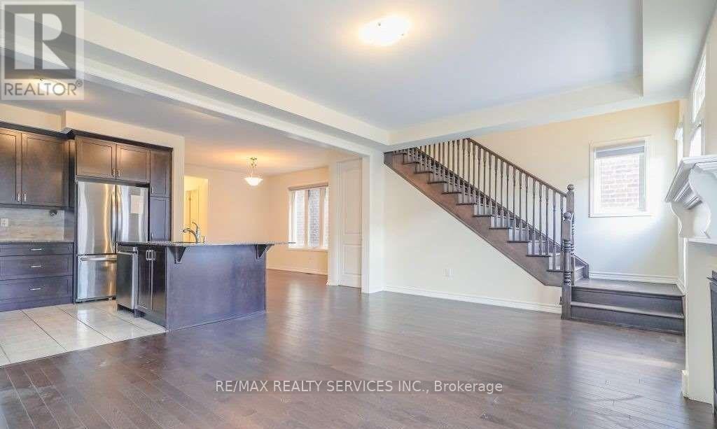 4 Divers Road Property Photo 14