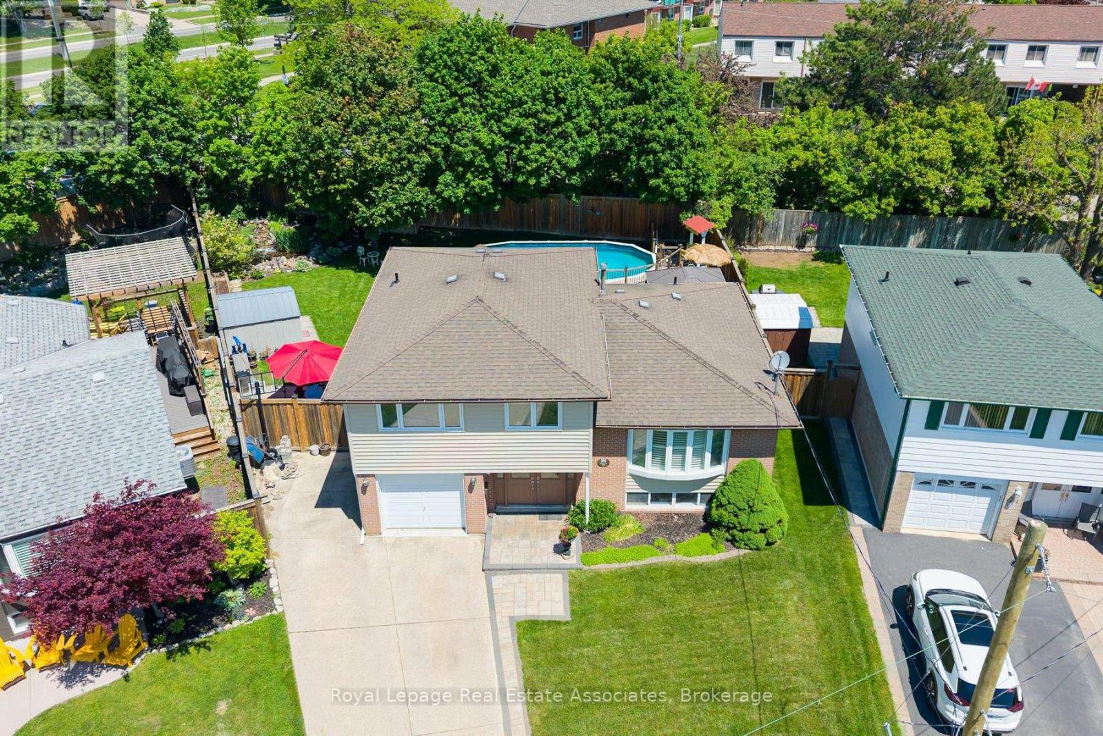 26 Marilyn Crescent Property Photo 3
