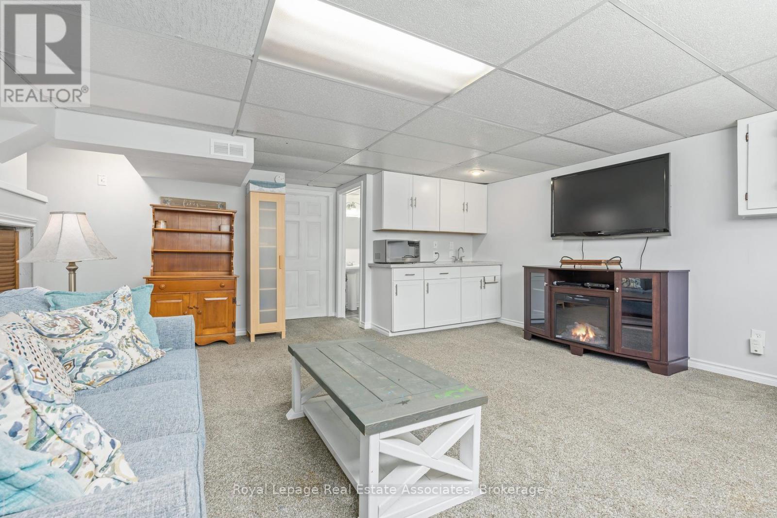 26 Marilyn Crescent Property Photo 30