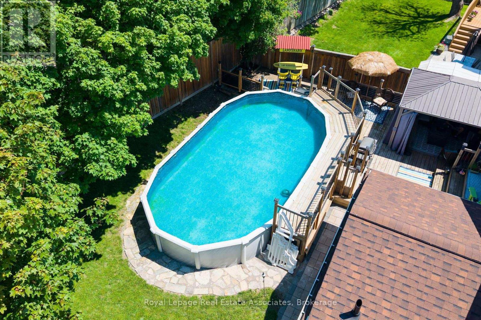 26 Marilyn Crescent Property Photo 37
