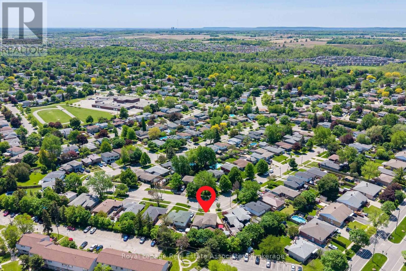 26 Marilyn Crescent Property Photo 44