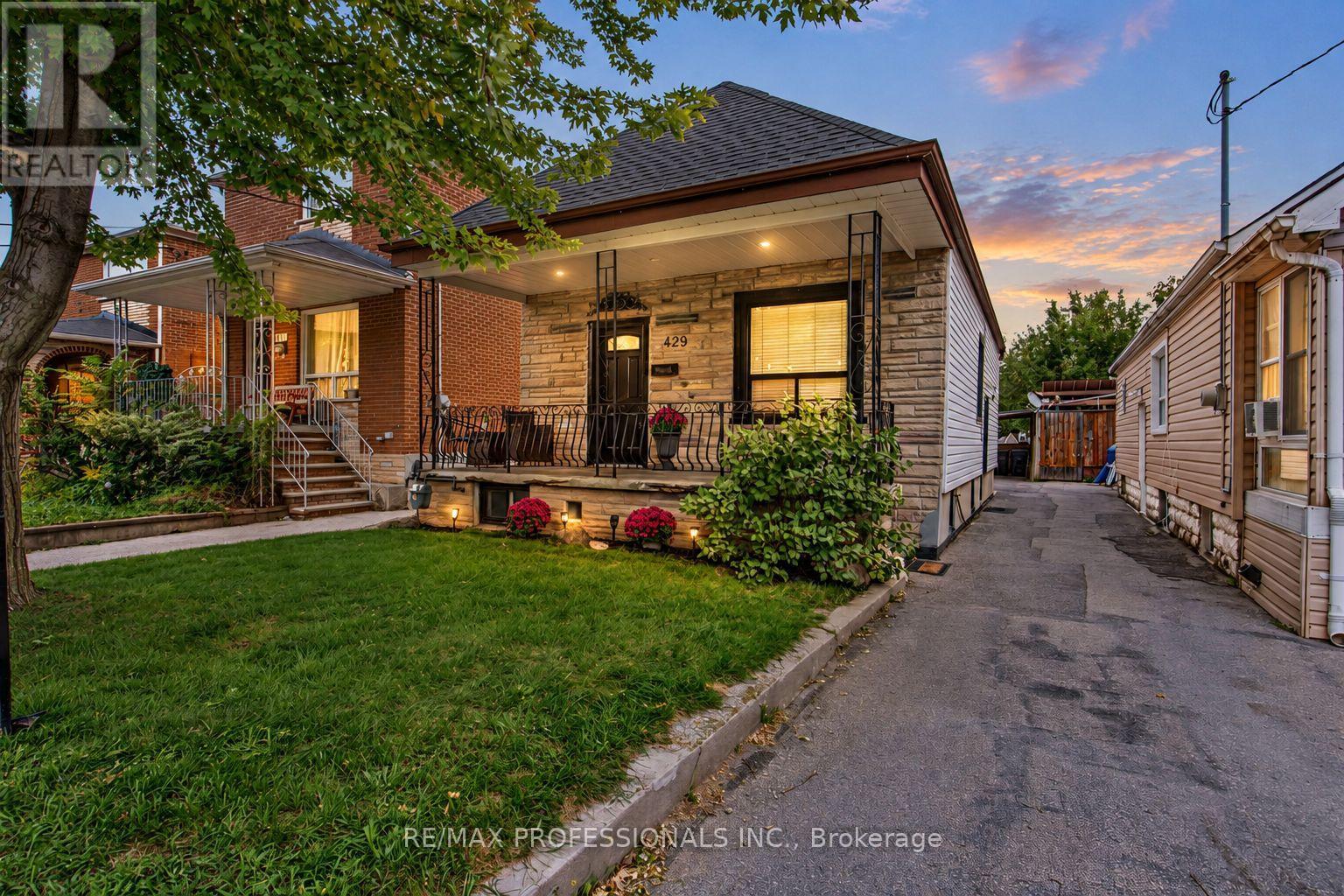 429 GILBERT AVENUE