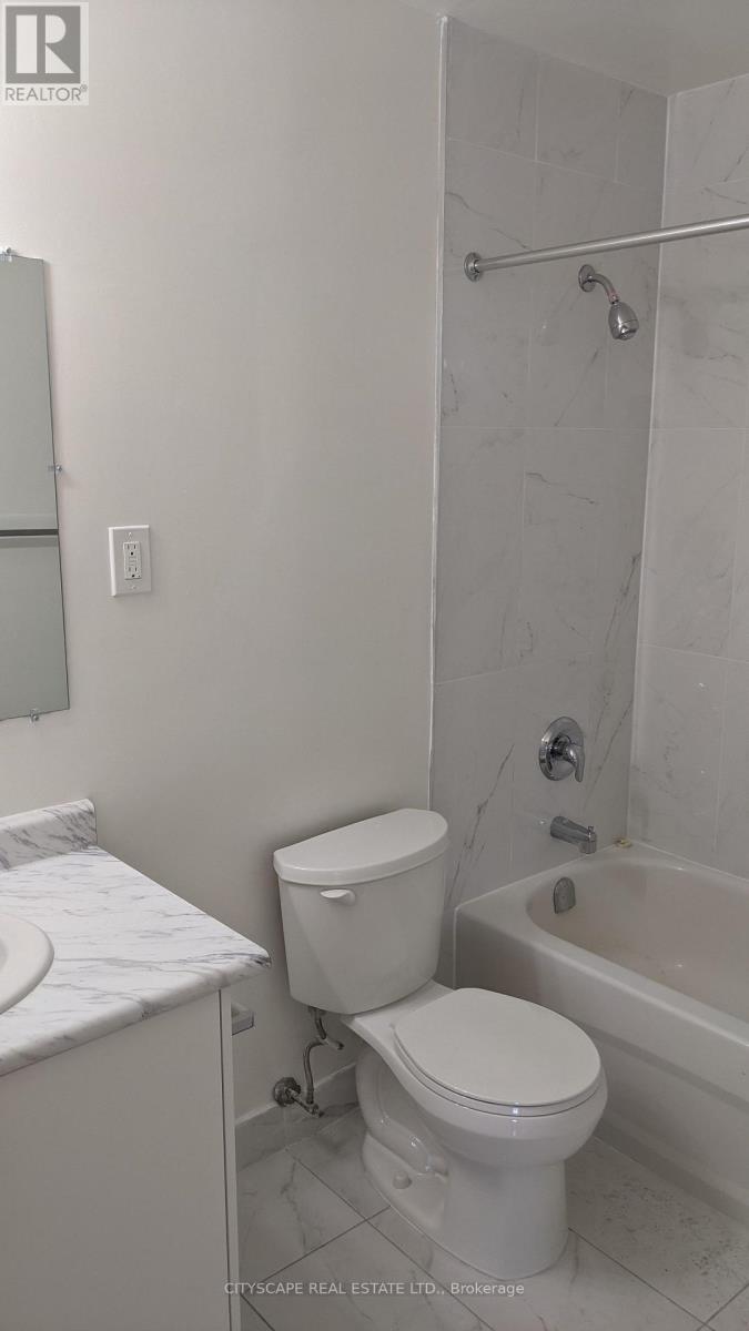 817 - 1440 Lawrence Avenue W Property Photo 8