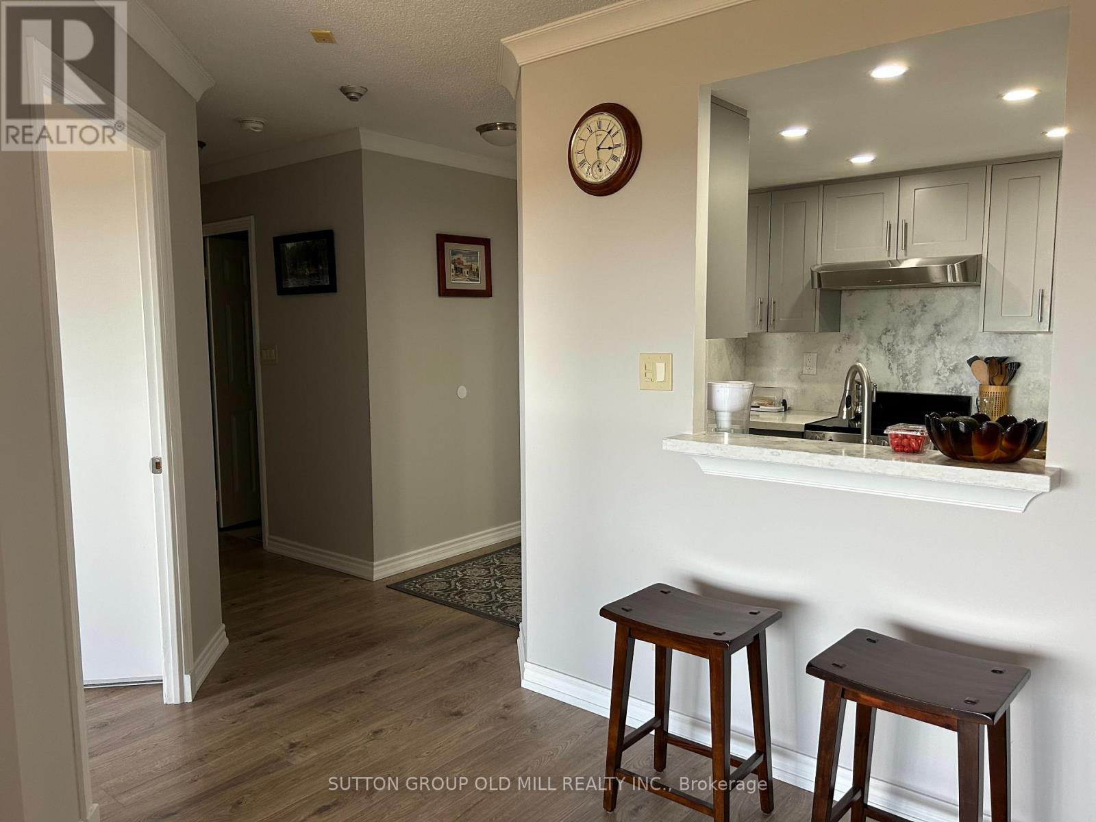609 - 1001 Cedarglen Gate Property Photo 12