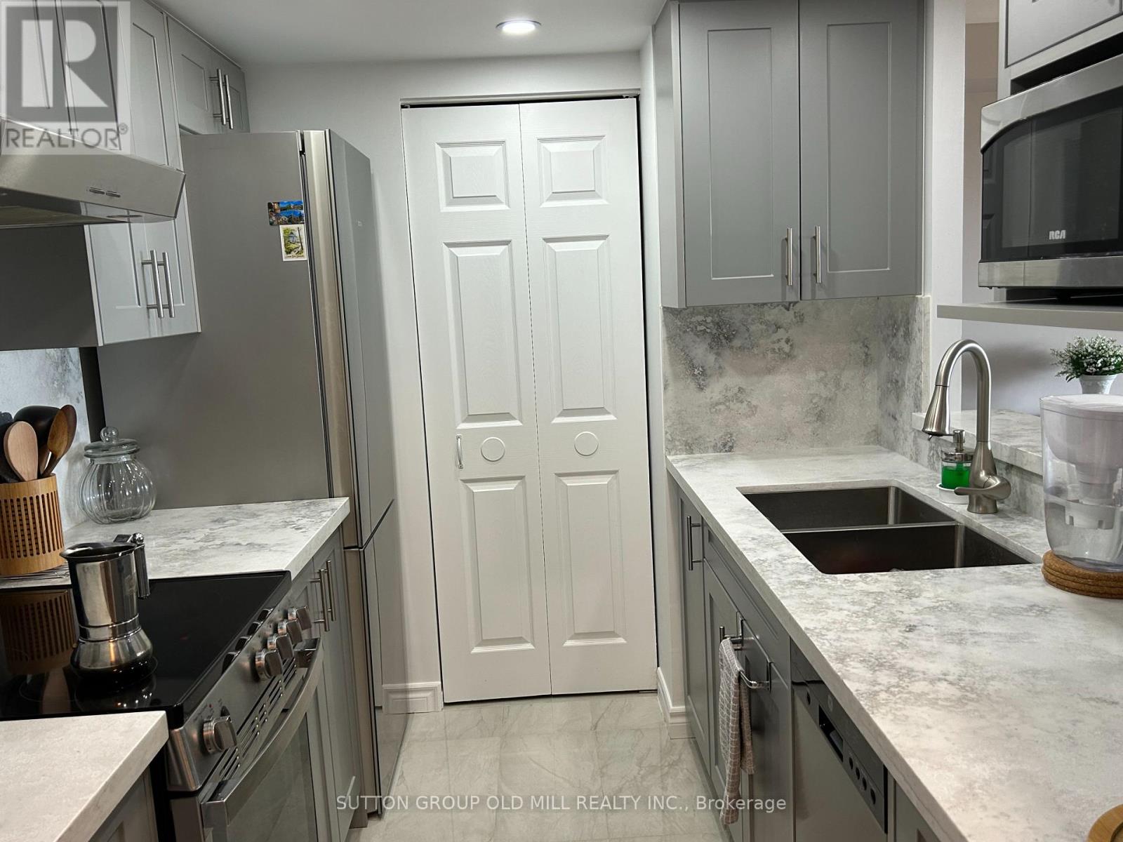 609 - 1001 Cedarglen Gate Property Photo 26
