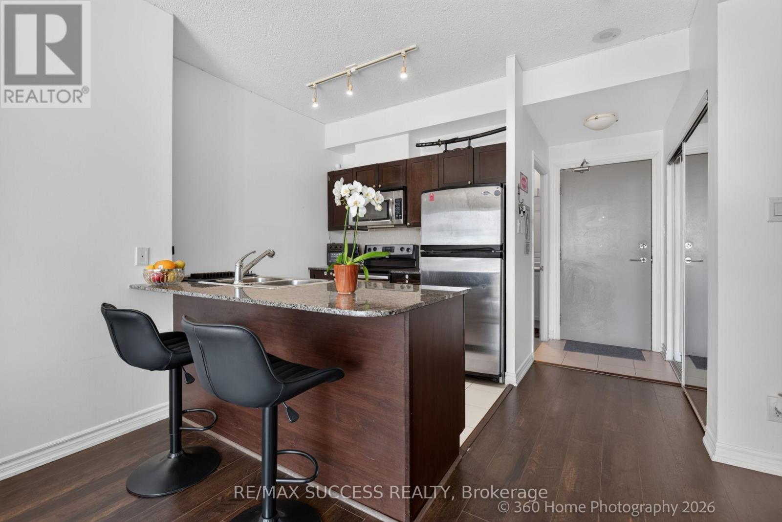 812 - 3525 Kariya Drive Property Photo 2