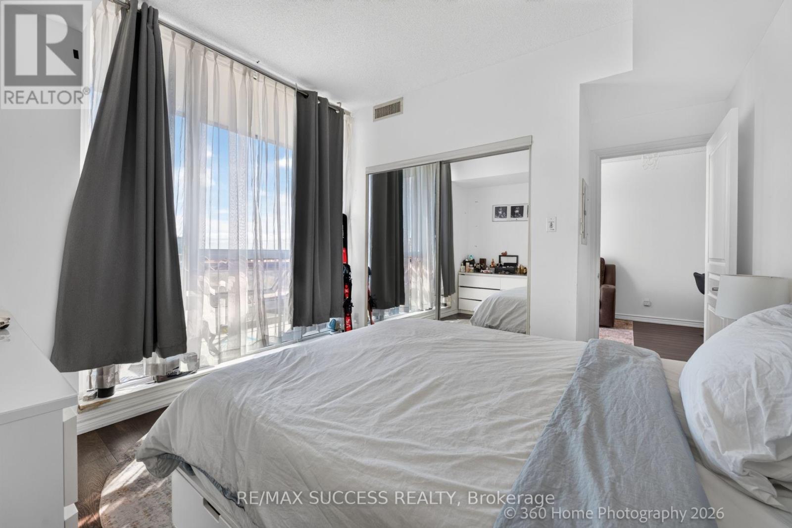 812 - 3525 Kariya Drive Property Photo 8