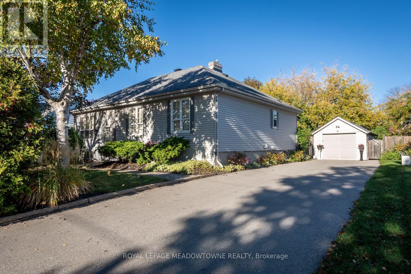 81 Miles Street Property Photo 1