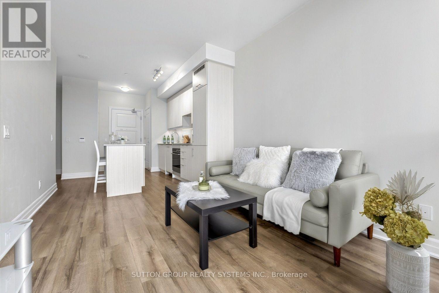 2208 - 36 Elm Drive W Property Photo 20