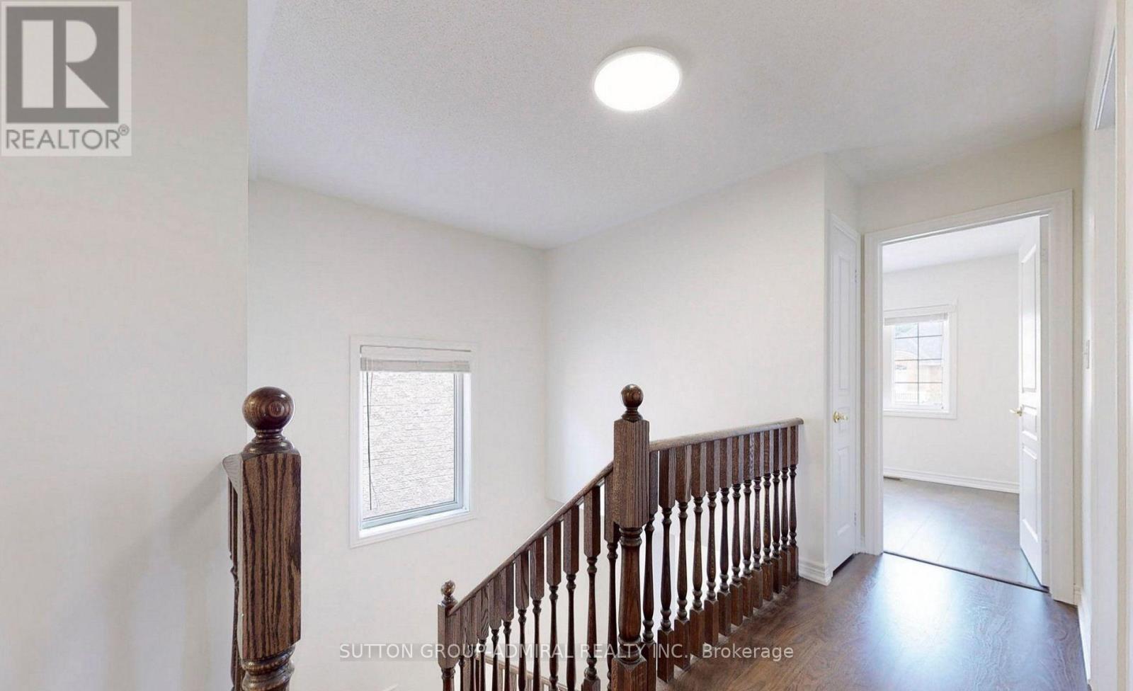 5594 Meadowcrest Avenue Property Photo 17