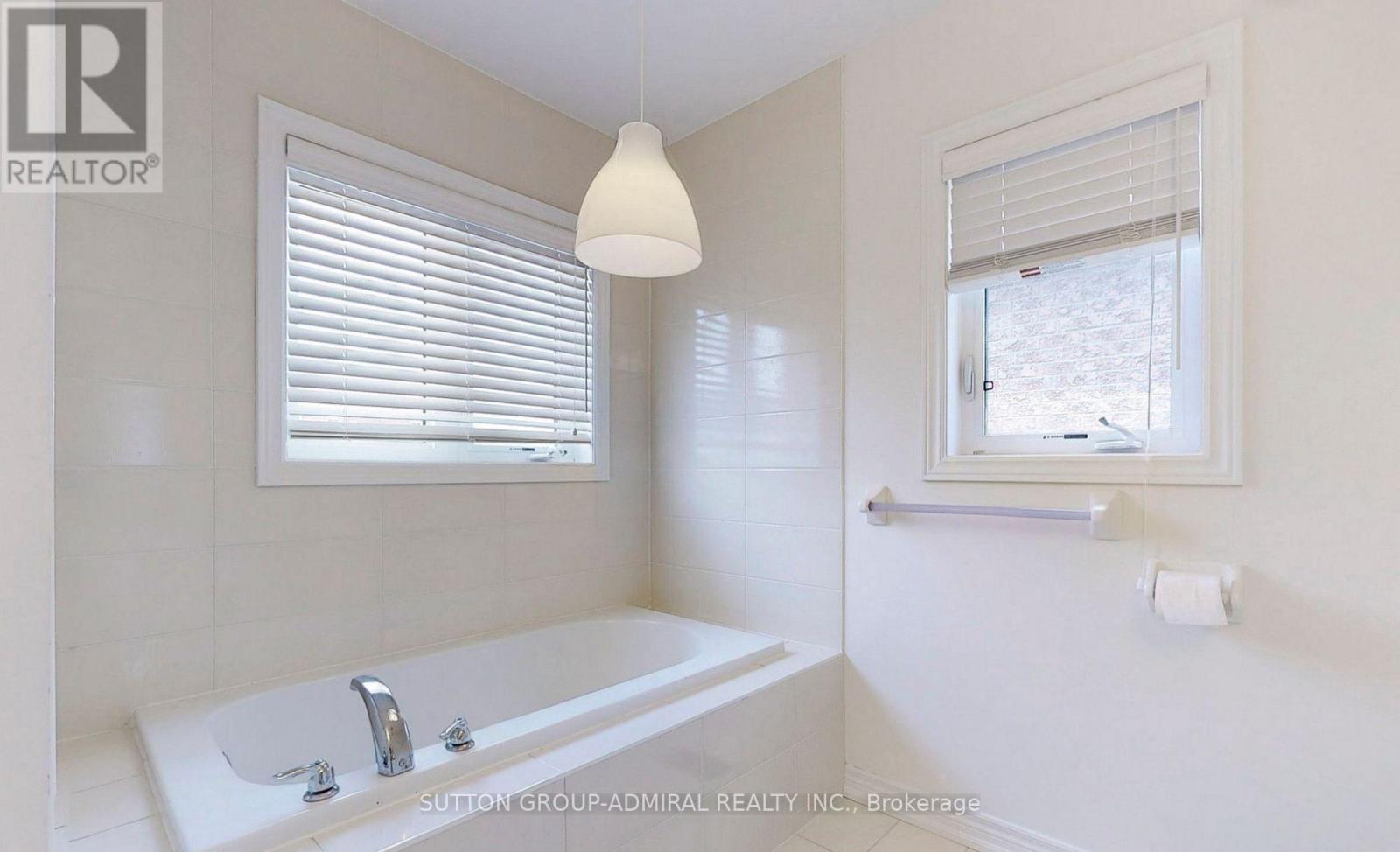 5594 Meadowcrest Avenue Property Photo 25