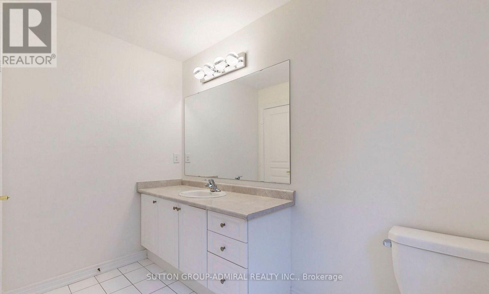 5594 Meadowcrest Avenue Property Photo 34