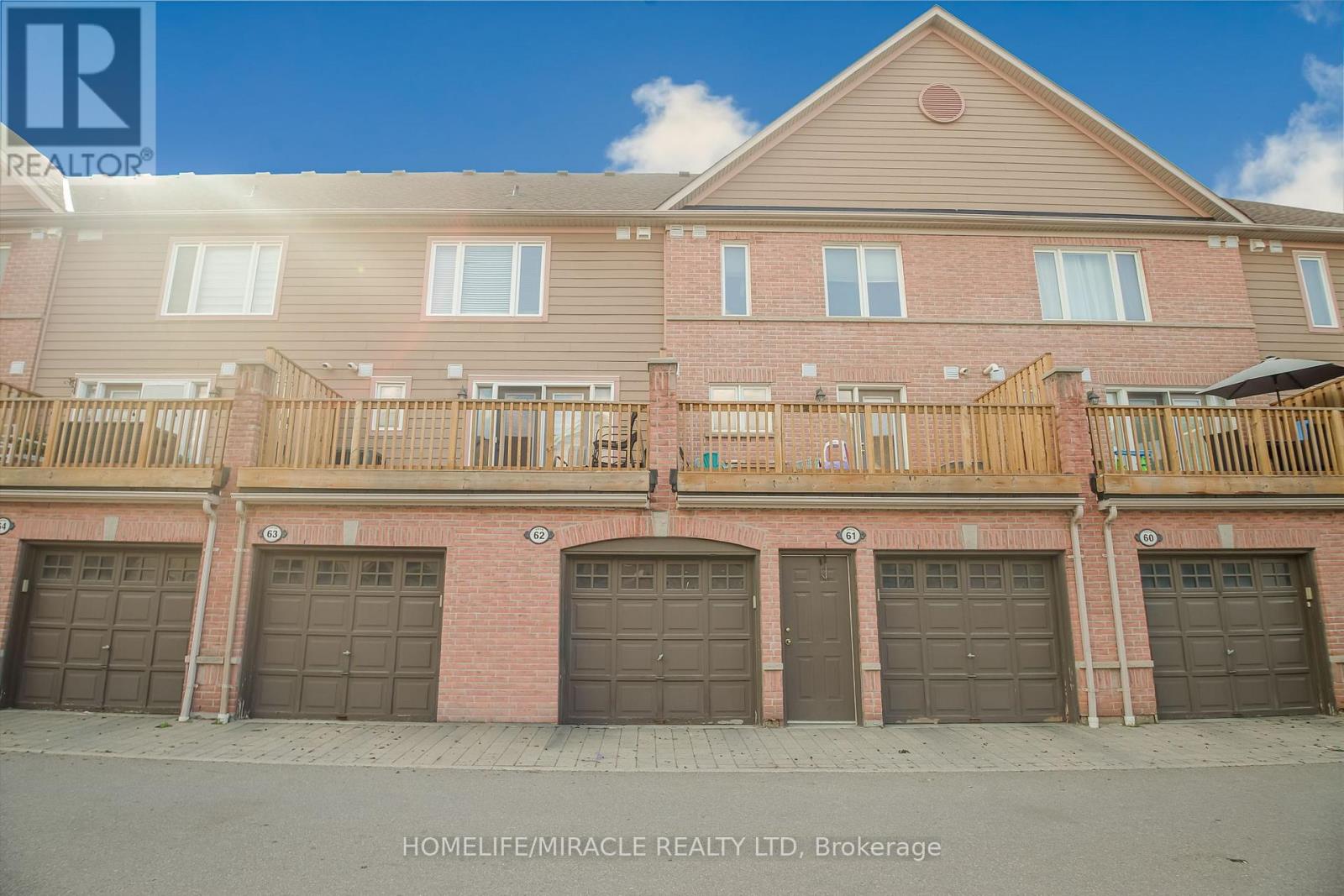 62 - 3056 EGLINTON AVENUE W Property Photo 1
