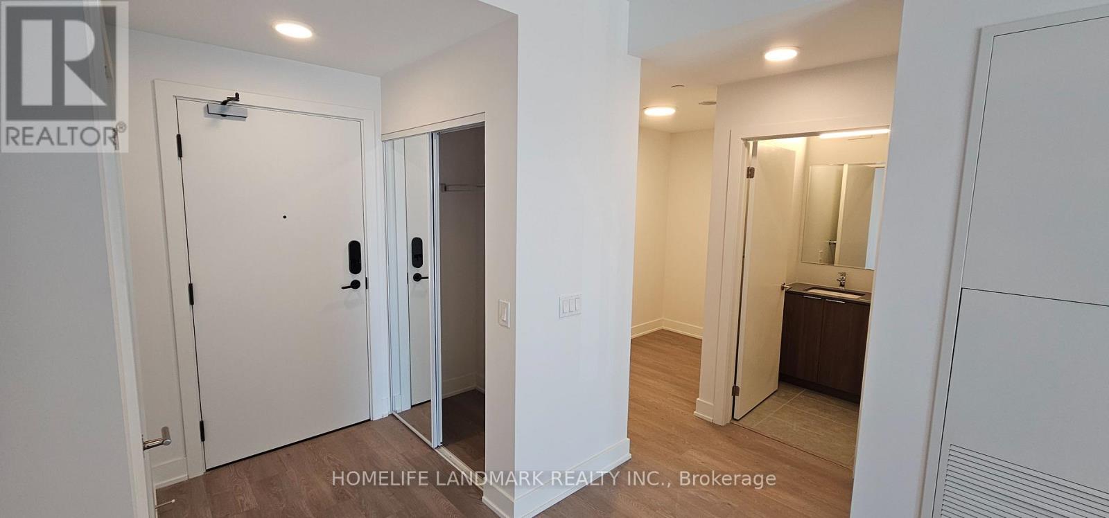 3008 William Cutmore Boulevard Property Photo 6