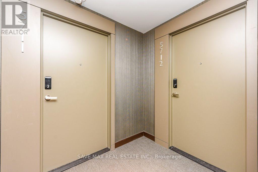 5712 - 448 Burnhamthorpe Road W Property Photo 11