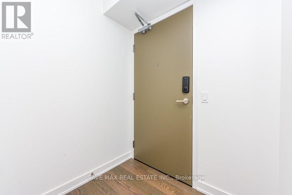 5712 - 448 Burnhamthorpe Road W Property Photo 20