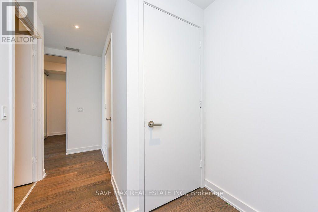 5712 - 448 Burnhamthorpe Road W Property Photo 21